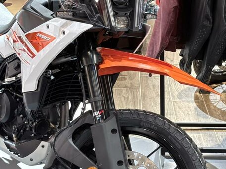 2025 KTM 390 Adventure X, белый, 720000 рублей, вид 2