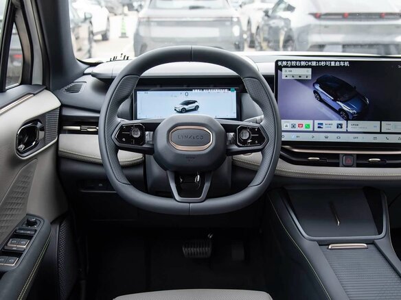 2026 Lynk & Co 06 Long Battery I Рестайлинг, серый, 2740000 рублей - вид 10