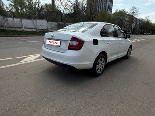 2018 Skoda Rapid I Рестайлинг, белый, 660000 рублей, вид 4