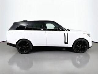 2026 Land Rover Range Rover P550e V, белый, 16809692 рублей, вид 4