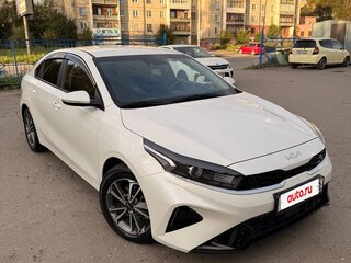 2021 Kia K3 II, белый, 1750000 рублей, вид 1