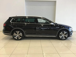 2017 Volkswagen Passat Alltrack B8, чёрный, 2899000 рублей, вид 3