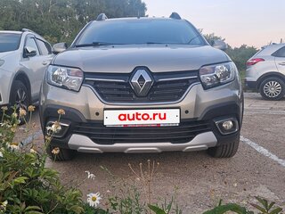 2022 Renault Sandero Stepway II Рестайлинг, серый, 1700000 рублей, вид 3