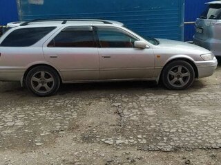 1999 Toyota Camry Gracia IV (XV20) Рестайлинг, серебристый, 550000 рублей, вид 4