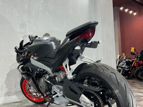 2021 Aprilia RS 660, чёрный, 985000 рублей - вид 5