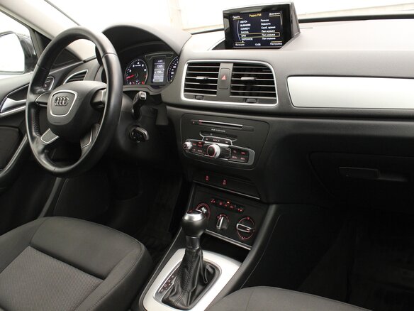 2017 Audi Q3 I (8U) Рестайлинг, чёрный, 1630000 рублей - вид 11
