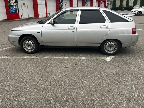 2008 Lada (ВАЗ) 2112, серебристый, 529000 рублей - вид 2