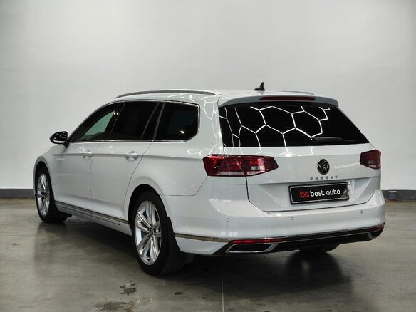 2023 Volkswagen Passat B8 Рестайлинг, белый, 2550000 рублей - вид 6