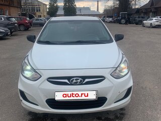 2012 Hyundai Solaris I, белый, 610000 рублей, вид 1