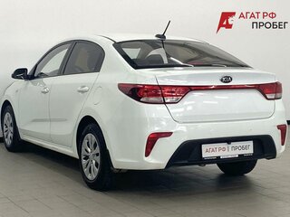 2018 Kia Rio IV, белый, 930000 рублей, вид 3