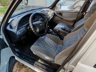 2005 Chevrolet Niva I, серебристый, 400000 рублей, вид 5