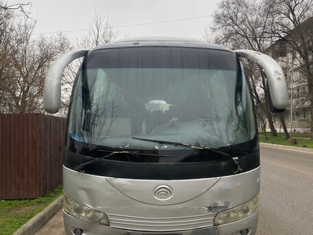 2004 Yutong ZK6831H, серый, 420000 рублей, вид 1