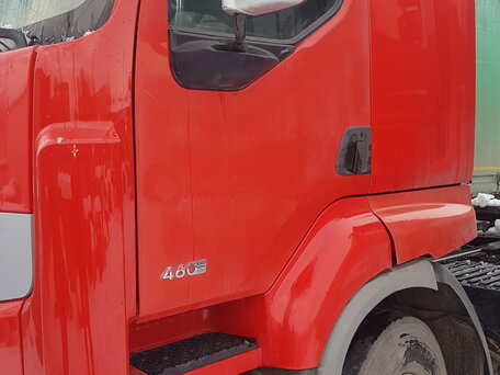 2011 Renault Premium, красный, 1800000 рублей, вид 3
