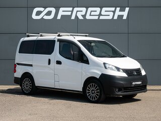 Mitsubishi Delica V