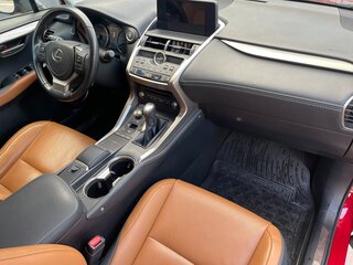 2021 Lexus NX 300 I Рестайлинг, красный, 3700000 рублей, вид 5