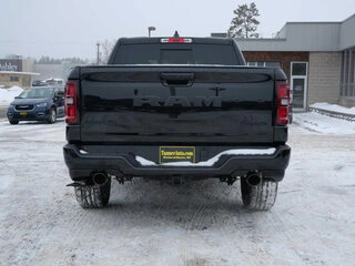 2026 Ram 1500 Crew Cab eTorque V Рестайлинг, чёрный, 7647881 рублей, вид 5
