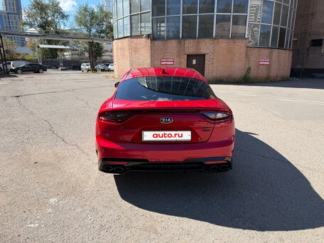 2019 Kia Stinger I, красный, 2800000 рублей, вид 5