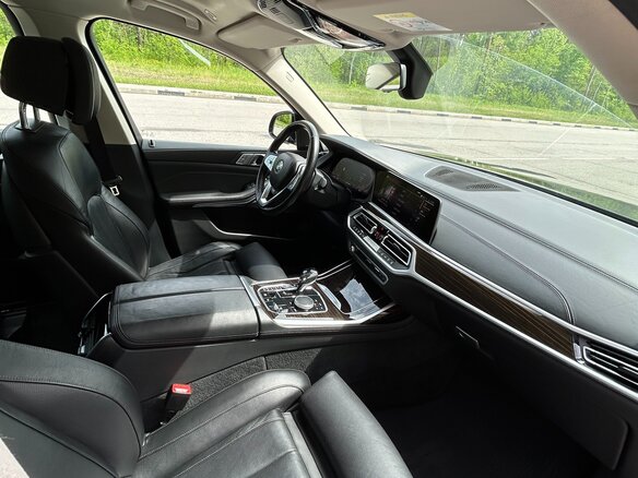 2020 BMW X7 40i I (G07), чёрный, 7500000 рублей - вид 13