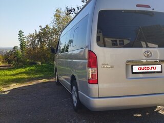 2016 Toyota HiAce H200 Рестайлинг, серебристый, 3199000 рублей, вид 4