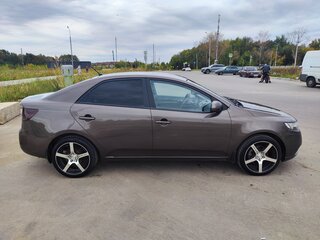 2013 Kia Cerato 6-speed II, коричневый, 695000 рублей, вид 4