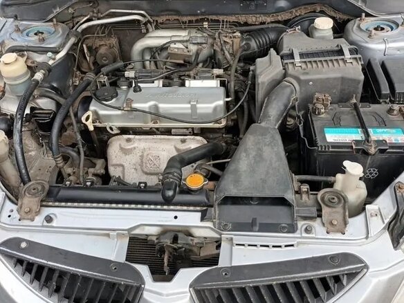 2005 Mitsubishi Lancer IX Рестайлинг, серебристый, 400000 рублей - вид 7