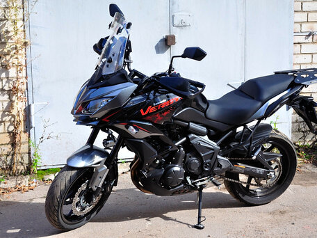 2022 Kawasaki Versys 650, чёрный, 905000 рублей, вид 1
