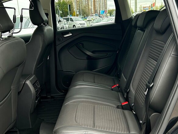2018 Ford Kuga II Рестайлинг, чёрный, 1551300 рублей - вид 10