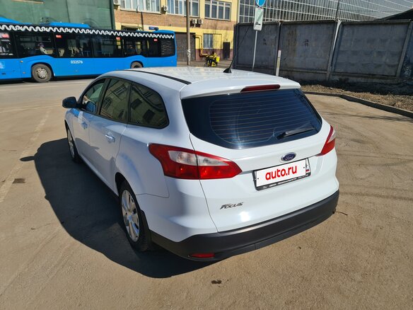 2014 Ford Focus III, белый, 699000 рублей - вид 5