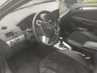 2014 Opel Astra H Рестайлинг, чёрный, 750000 рублей, вид 4