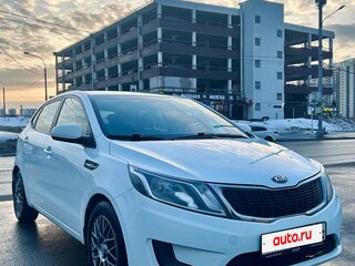2015 Kia Rio III, белый, 820000 рублей, вид 3