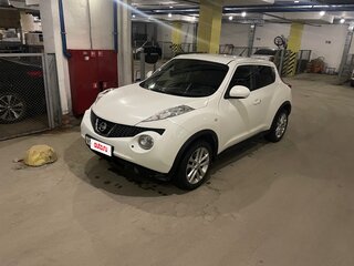 2011 Nissan Juke I, белый, 1050000 рублей, вид 2