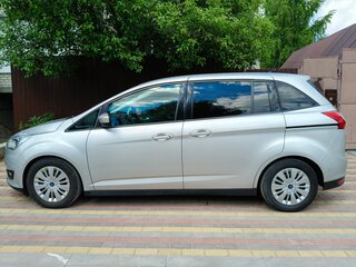 2019 Ford C-MAX Grand II Рестайлинг, серебристый, 1750000 рублей, вид 4