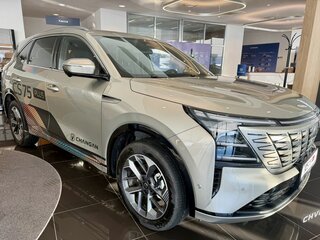 2025 Changan CS75 Plus IV, золотистый, 4339900 рублей, вид 2