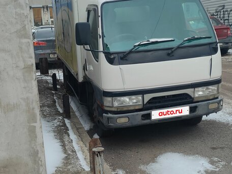 2001 Fuso (Mitsubishi) Canter, белый, 1900000 рублей, вид 2