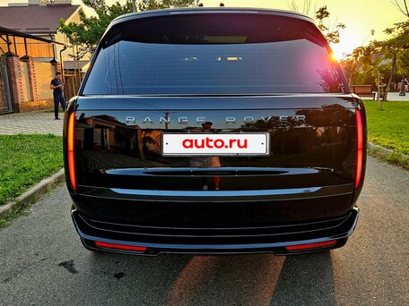 2024 Land Rover Range Rover P530 MHEV Long V, чёрный, 20800000 рублей, вид 4