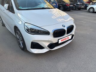 2019 BMW 2 серии Active Tourer 225xe F45 Рестайлинг, белый, 2300000 рублей, вид 3