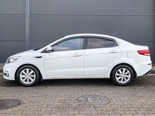 2015 Kia Rio III Рестайлинг, белый, 1139000 рублей, вид 2