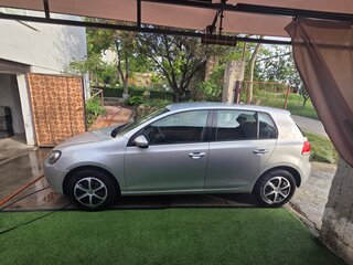 2010 Volkswagen Golf VI, серебристый, 770000 рублей, вид 4