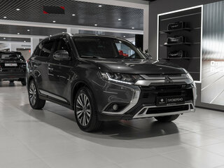2021 Mitsubishi Outlander III Рестайлинг 3, серый, 3060000 рублей, вид 2