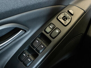 2014 Hyundai ix35 I Рестайлинг, серебристый, 1400000 рублей, вид 5