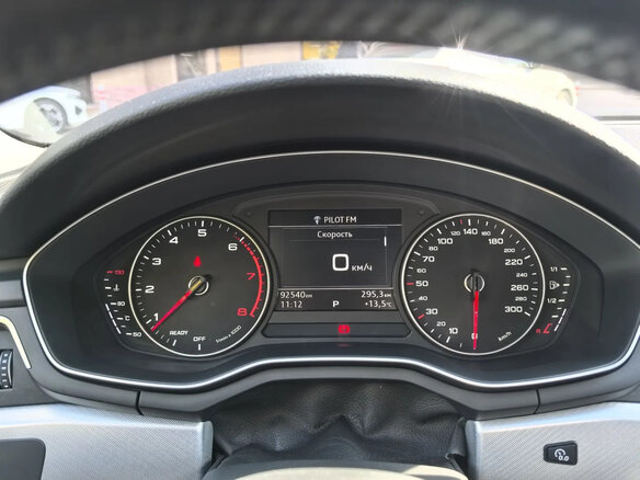 2015 Audi A4 V (B9), чёрный - вид 9