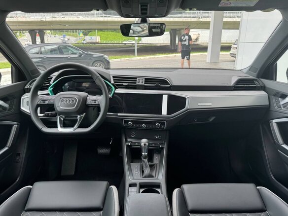 2026 Audi Q3 35 TFSI II (F3), серый, 4190000 рублей - вид 14
