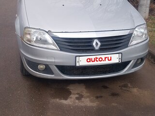 2011 Renault Logan I Рестайлинг, серебристый, 350000 рублей, вид 1