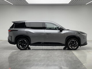 2026 Toyota bZ3X 50 kWh, серый, 2599500 рублей, вид 4