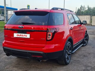 2013 Ford Explorer Sport V, красный, 1600000 рублей, вид 5