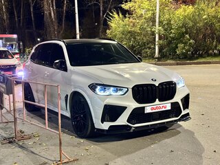 2020 BMW X5 M III (F95), белый, 13000000 рублей, вид 2