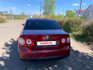 2008 Volkswagen Jetta V, пурпурный, 700000 рублей, вид 1