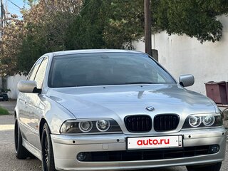 2001 BMW 5 серии 525i IV (E39) Рестайлинг, серебристый, 729000 рублей, вид 5