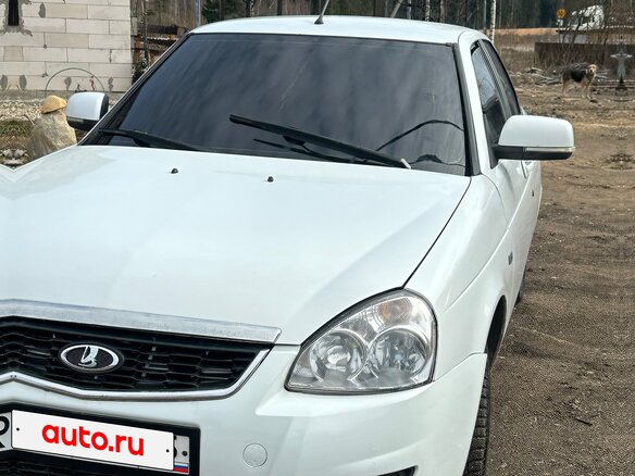 2011 Lada (ВАЗ) Priora I, белый, 399999 рублей - вид 2