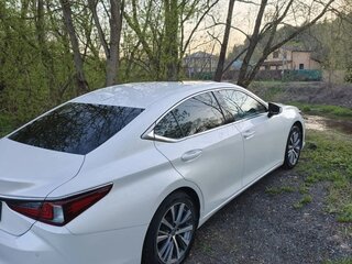 2019 Lexus ES 250 VII, белый, 3400000 рублей, вид 3